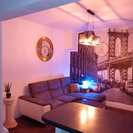 T2 Cosy Autonome H24 Parking Privé Attenant Tv 165cm Netflix Wi-fi Au Rez-de-chaussée *