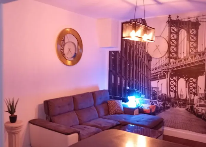 T2 Cosy Autonome H24 Parking Privé Attenant Tv 165cm Netflix Wi-fi Au Rez-de-chaussée *